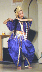 16 offferings goddess playing the flute